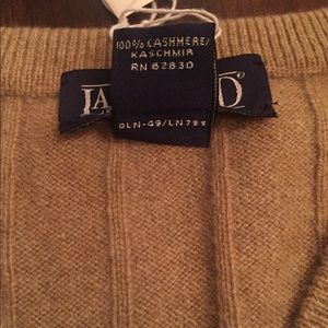 Ladies cashmere vest